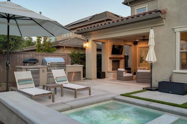 6529 Goya Way, El Dorado Hills, CA 95762