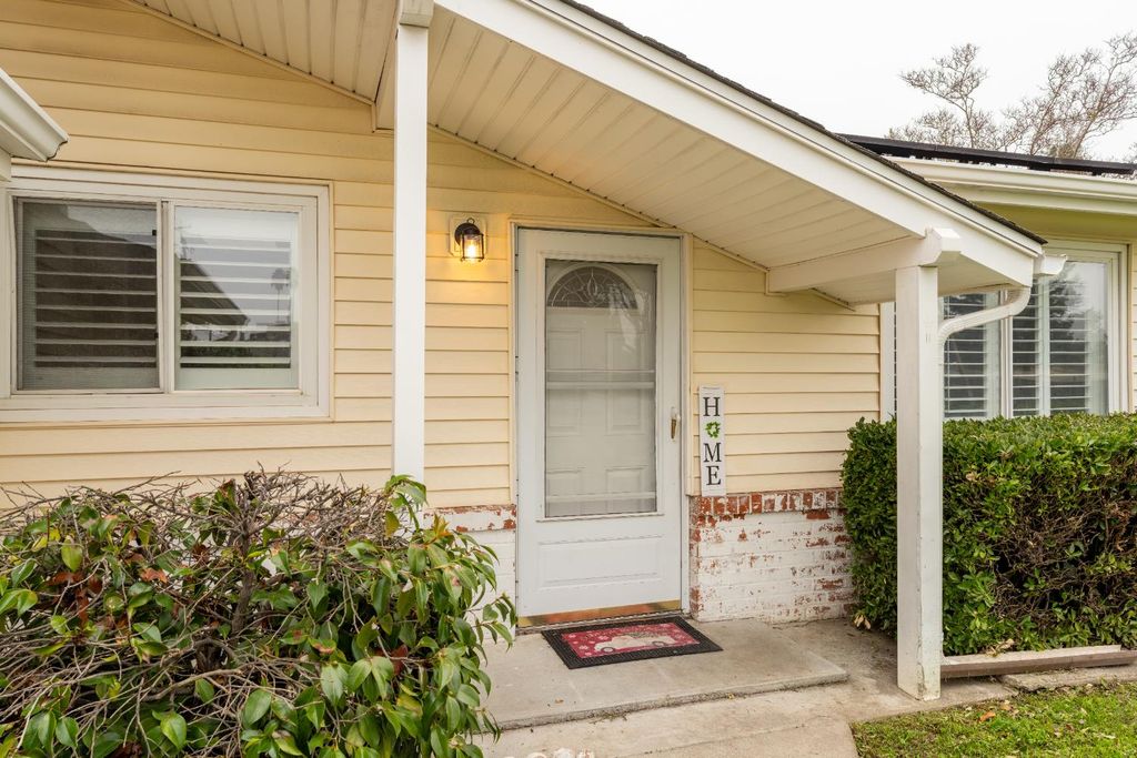 2605 Cypress Ave, Stockton, CA 95207