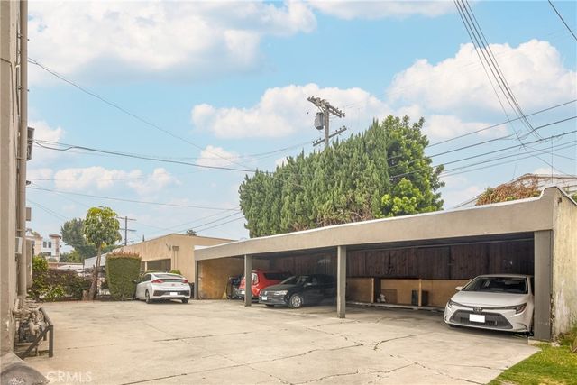913 S Wilton Place, Los Angeles, CA 90019