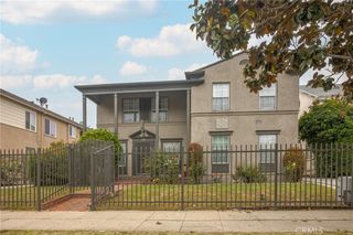 913 S Wilton Place, Los Angeles, CA 90019