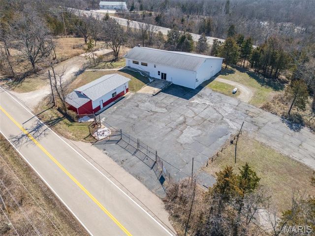 3136 Fountain City Road, De Soto, MO 63020