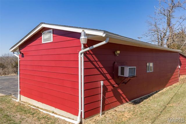 3136 Fountain City Road, De Soto, MO 63020