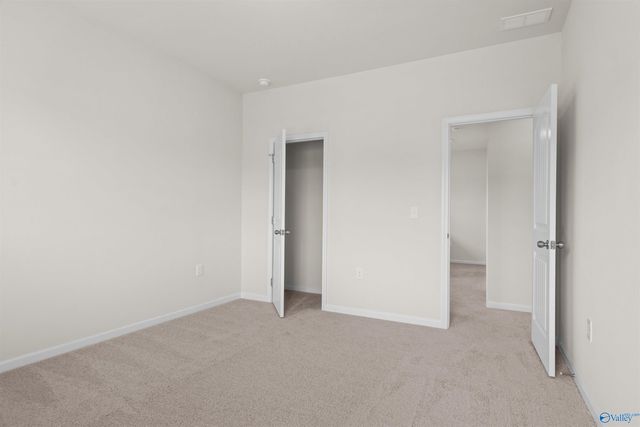 7208 Fox Glen Circle SE, Owens Cross Roads, AL 35763