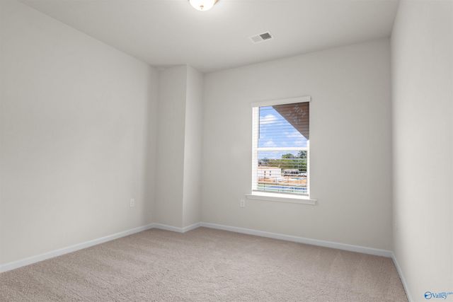 7208 Fox Glen Circle SE, Owens Cross Roads, AL 35763