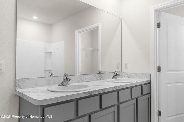 34314 Jasper Stone Drive, Wesley Chapel, FL 33543