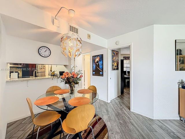 10401 W Broward Boulevard 302, Plantation, FL 33324