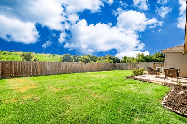 148 Cattlemans Creek Road W, Newark, TX 76071