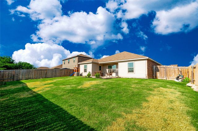 148 Cattlemans Creek Road W, Newark, TX 76071