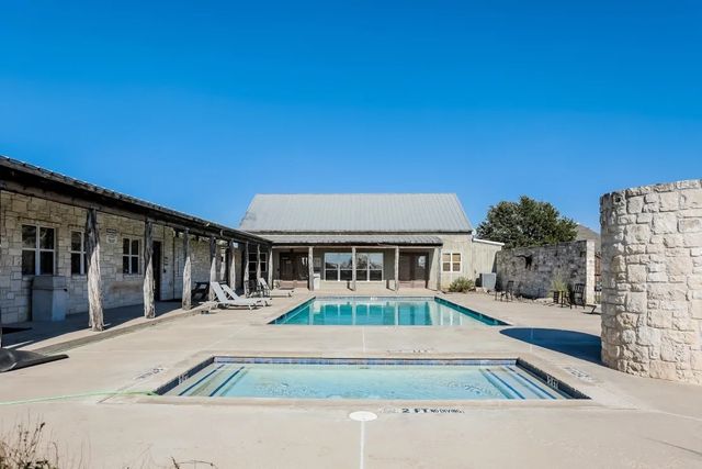 148 Cattlemans Creek Road W, Newark, TX 76071