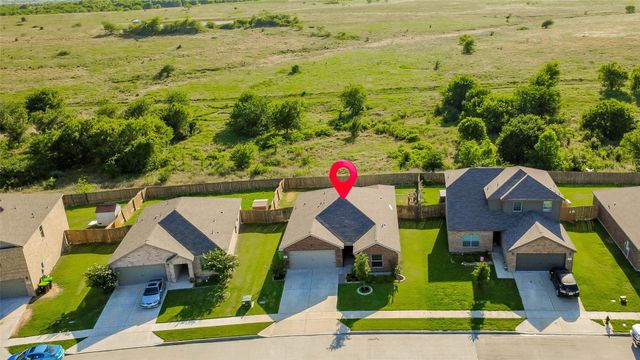 148 Cattlemans Creek Road W, Newark, TX 76071
