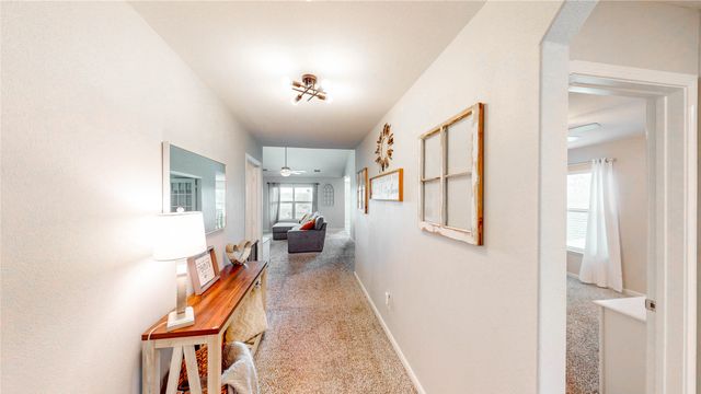 148 Cattlemans Creek Road W, Newark, TX 76071