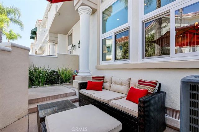 1516 Cravens, Torrance, CA 90501