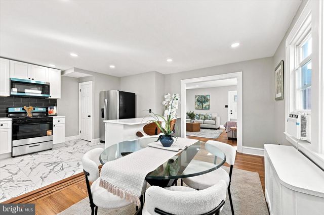 208 MARSHALL AVE, Darby, PA 19023