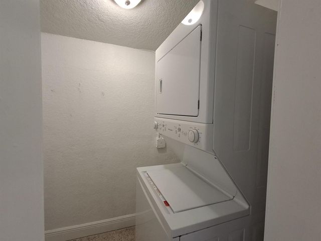 1624 NE 25th Street 1624, Wilton Manors, FL 33305