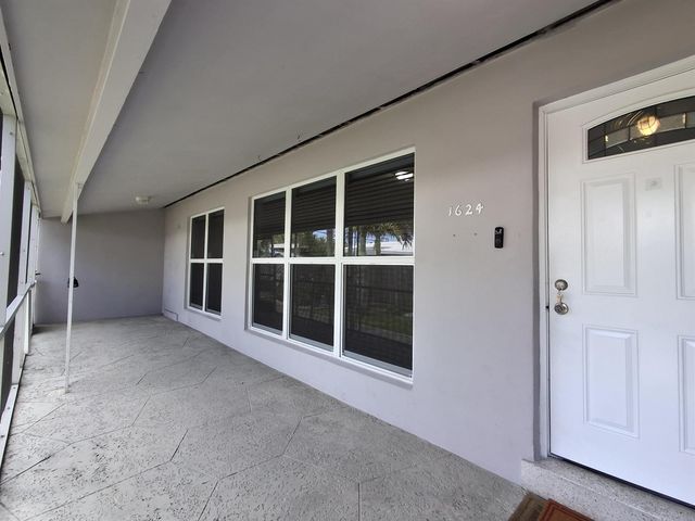 1624 NE 25th Street 1624, Wilton Manors, FL 33305