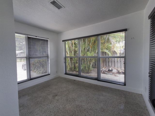 1624 NE 25th Street 1624, Wilton Manors, FL 33305