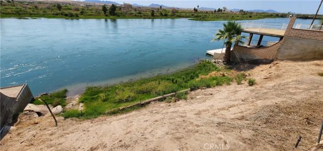 690 Riviera Drive, Blythe, CA 92225