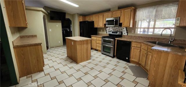 690 Riviera Drive, Blythe, CA 92225