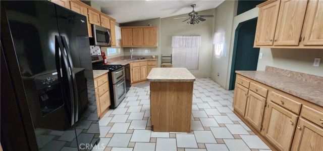 690 Riviera Drive, Blythe, CA 92225