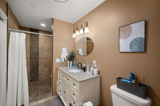 7455 Jola B, Riverside, CA 92506
