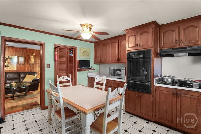 5021 Augusta Road, Garden City, GA 31408