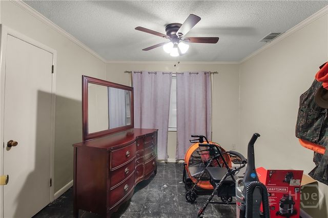 5021 Augusta Road, Garden City, GA 31408