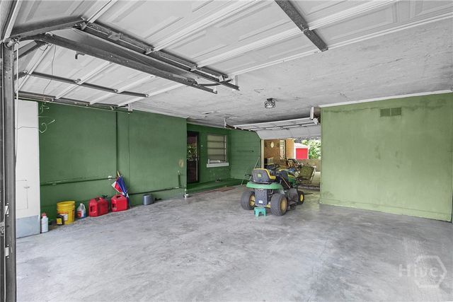 5021 Augusta Road, Garden City, GA 31408