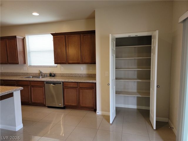 318 GLACIER MEADOW Road, Las Vegas, NV 89148