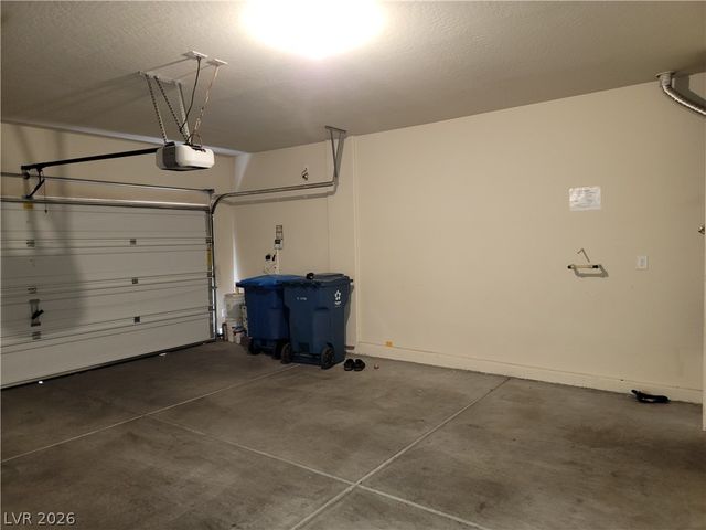 318 GLACIER MEADOW Road, Las Vegas, NV 89148