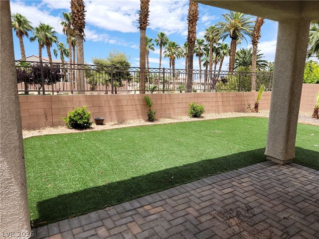 318 GLACIER MEADOW Road, Las Vegas, NV 89148