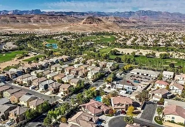 318 GLACIER MEADOW Road, Las Vegas, NV 89148