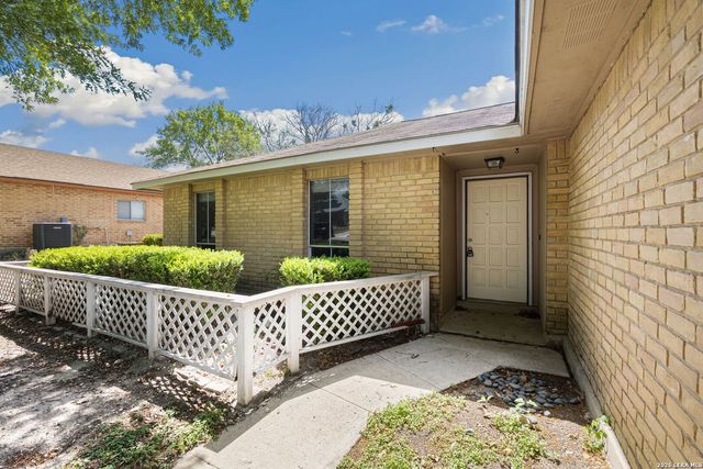 5017 Cherry Tree, Schertz, TX 78108