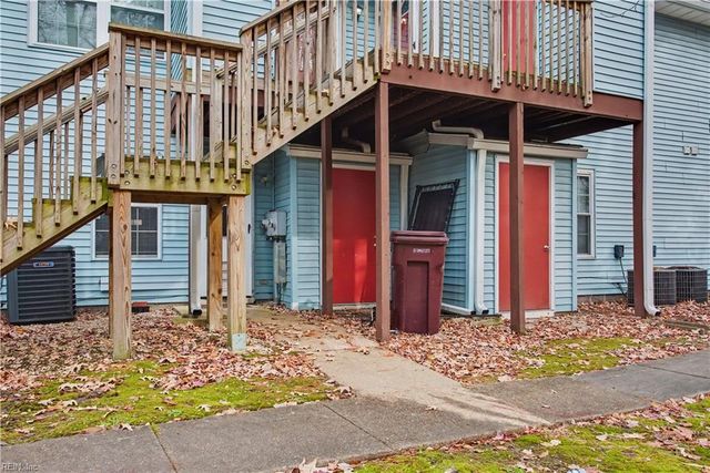 3612 Clover Meadows DR, Chesapeake, VA 23321