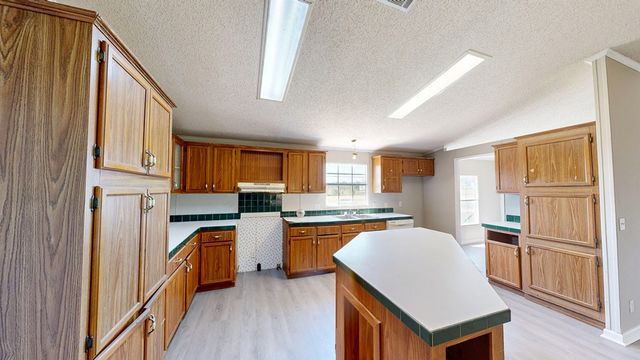 10162 W Us 84, Newton, AL 36352