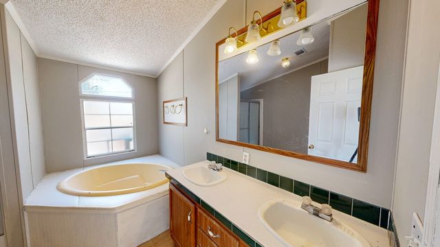 10162 W Us 84, Newton, AL 36352