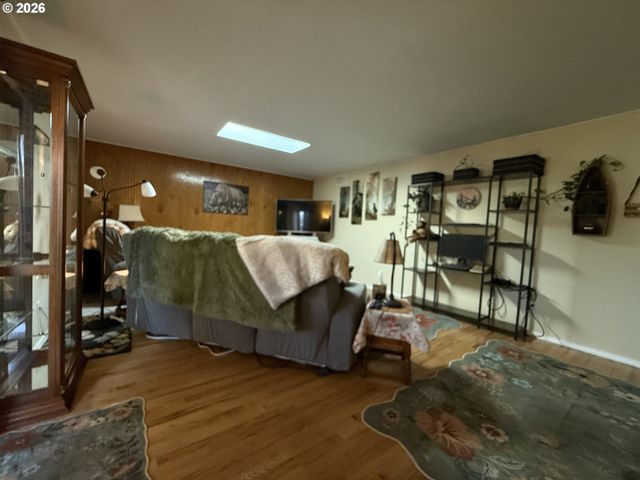 2082 BEL AIR Ct 2082, Roseburg, OR 97471