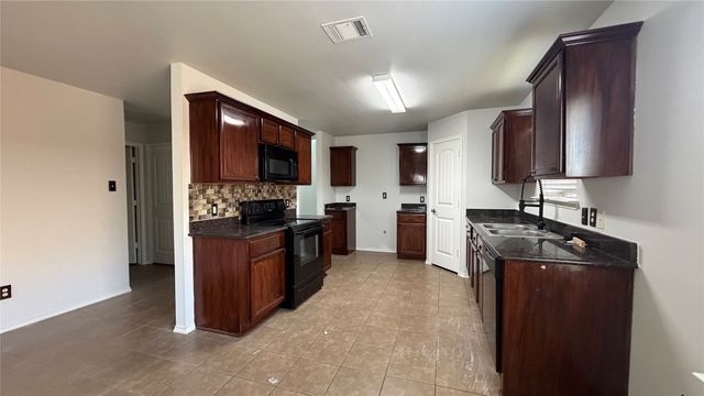 2123 Meadow View Drive, Princeton, TX 75407