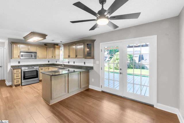 340 Riverside Chase Circle, Greer, SC 29650