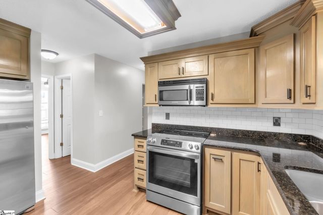 340 Riverside Chase Circle, Greer, SC 29650