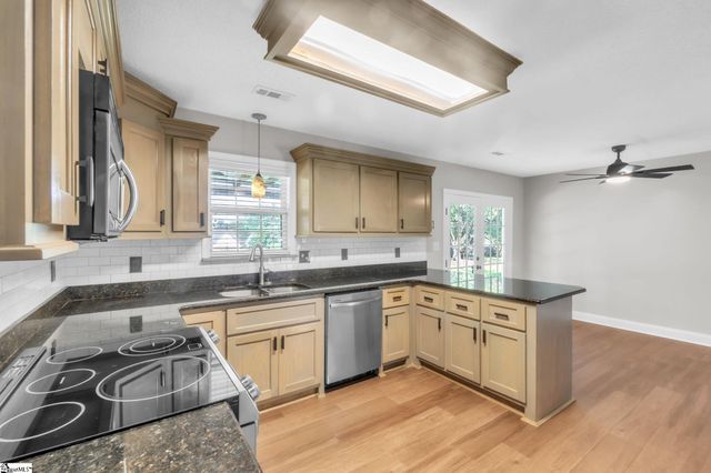 340 Riverside Chase Circle, Greer, SC 29650