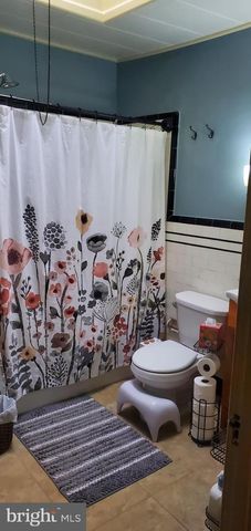 7 W PALMER AVE, Collingswood, NJ 08108