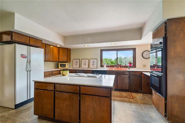 5796 Beverly Hills Road, Upper Saucon Twp, PA 18036