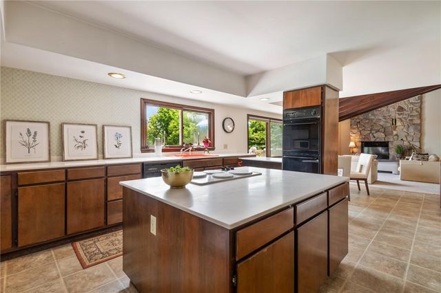 5796 Beverly Hills Road, Upper Saucon Twp, PA 18036