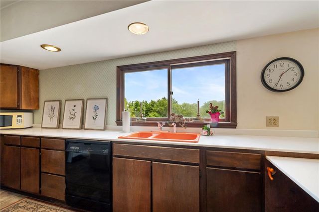 5796 Beverly Hills Road, Upper Saucon Twp, PA 18036