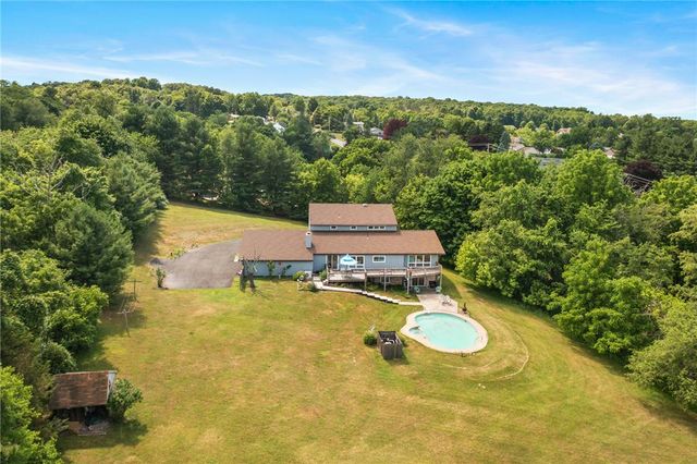 5796 Beverly Hills Road, Upper Saucon Twp, PA 18036