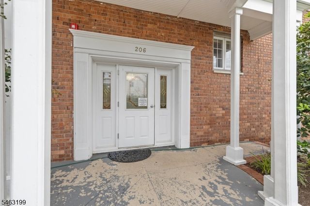206 Main St 23, Millburn Twp., NJ 07041