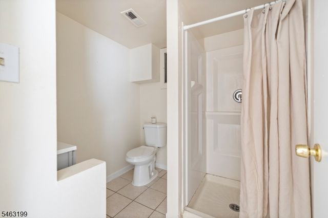 206 Main St 23, Millburn Twp., NJ 07041