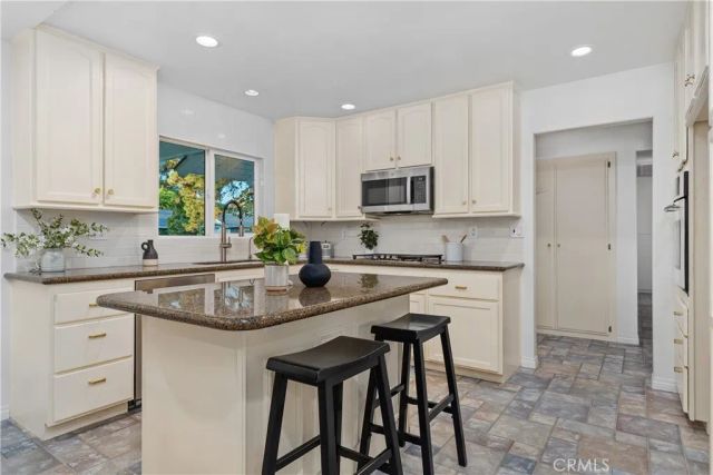 2132 E Trenton Avenue, Orange, CA 92867