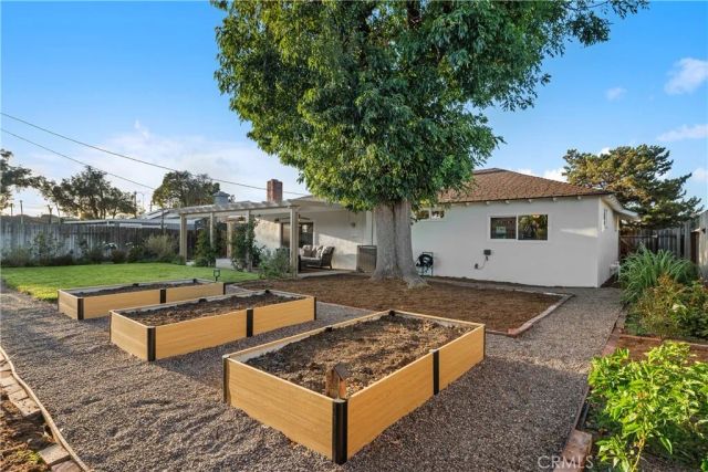 2132 E Trenton Avenue, Orange, CA 92867