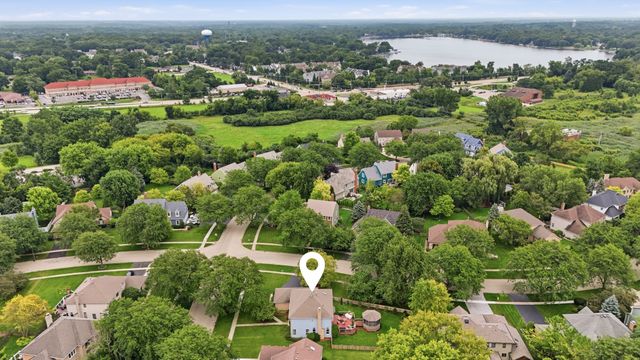 801 Fieldale Lane, Grayslake, IL 60030